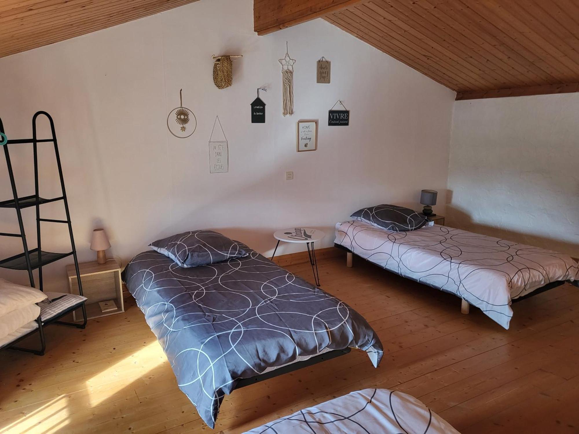 Gite Chamarel Les Aubiers Экстерьер фото